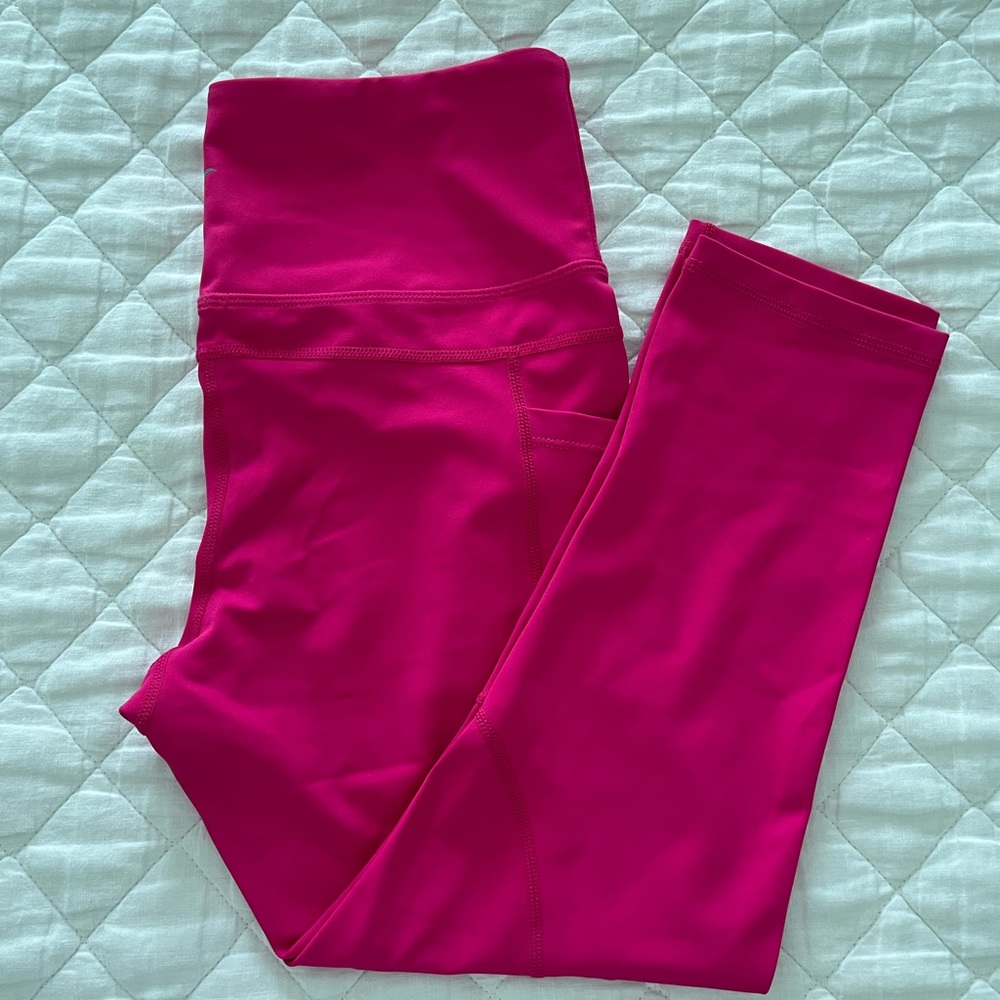 Zyia Party Pink Pocket Light N Tight Hi-Rise Capri 20” RC (6-8)